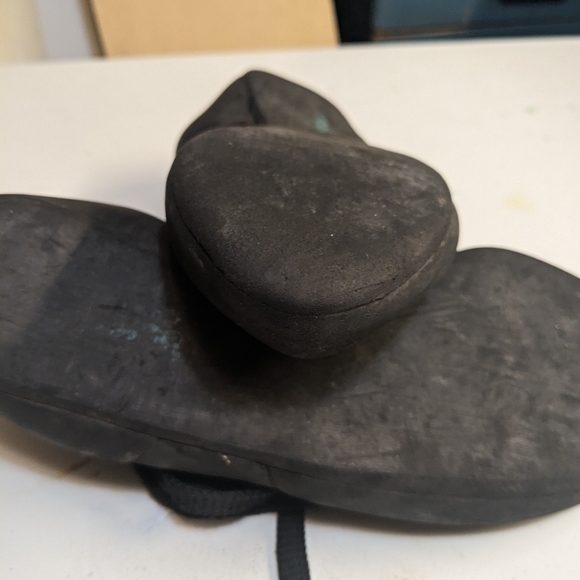 Boreal Laser Size 8 climbing shoes - Picture 4 of 6